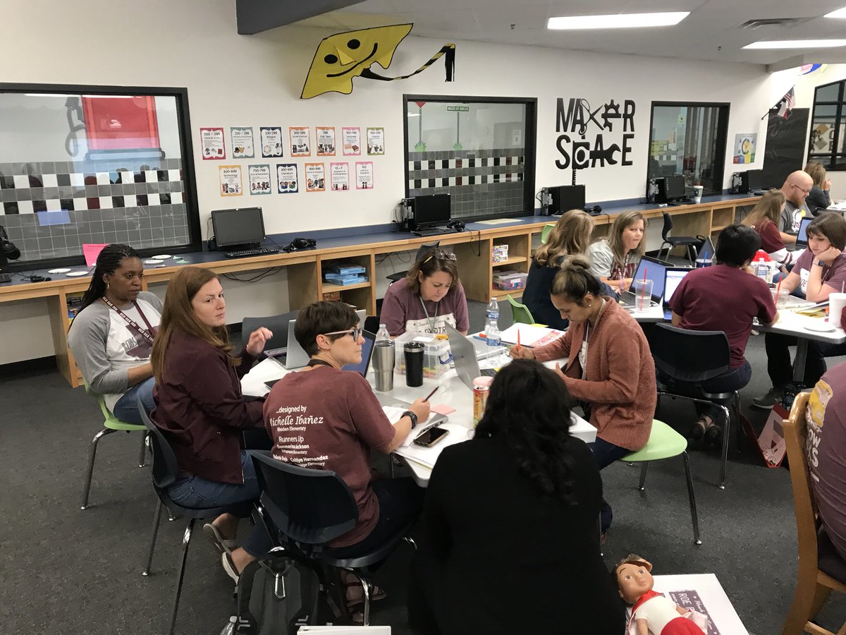 roelementary's tweet photo. RTI and writing focus for the afternoon at ROE. Focused on student learning and collective commitments. #ROERoadTrip https://t.co/hxE2LnInYk