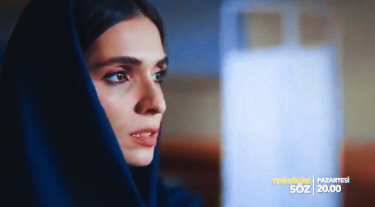 aslinincoplugu's tweet photo. Fragman House: Görüşün nasıl? 

Ben: Çok güzel bi fragmana bakıyorum daha ne olsun

#Söz #EyFet https://t.co/WNdruc3QnX