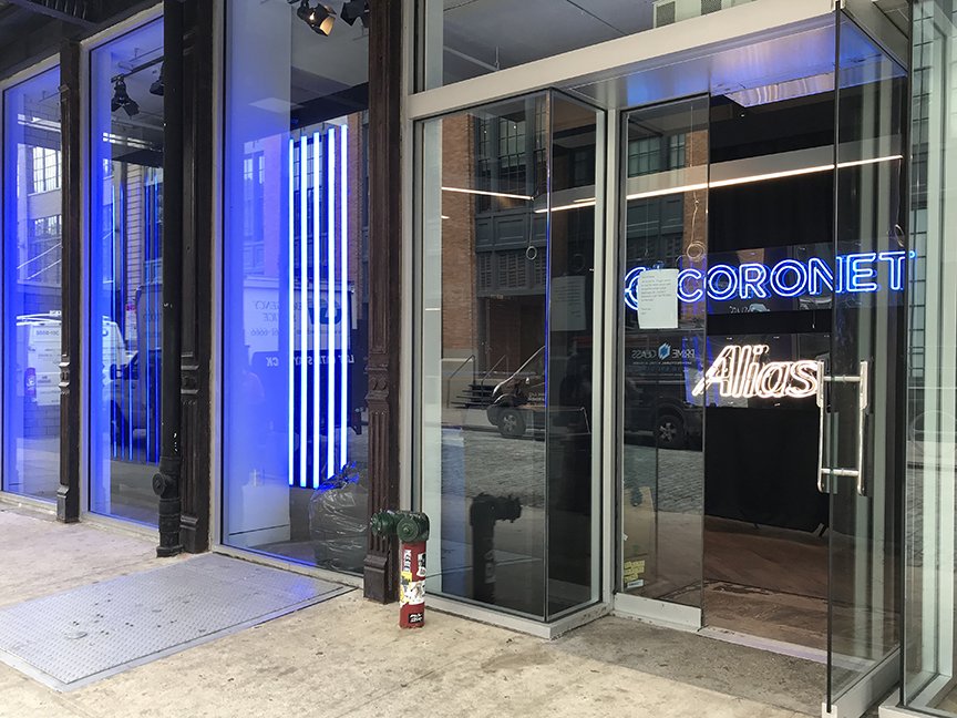 CoronetLED's tweet photo. #CoronetPOPUP Architectural Lighting Showroom NOW OPEN during @Archtober Book your appointment online: https://t.co/rvgrhh1Piu
#nycpopup #popupnyc #coronetled #nyc #meatpackingdistrict #archtober #lightingdesign #interiordesign #led #lighting #architecturallighting #designmonth https://t.co/KwKHkVsh5f