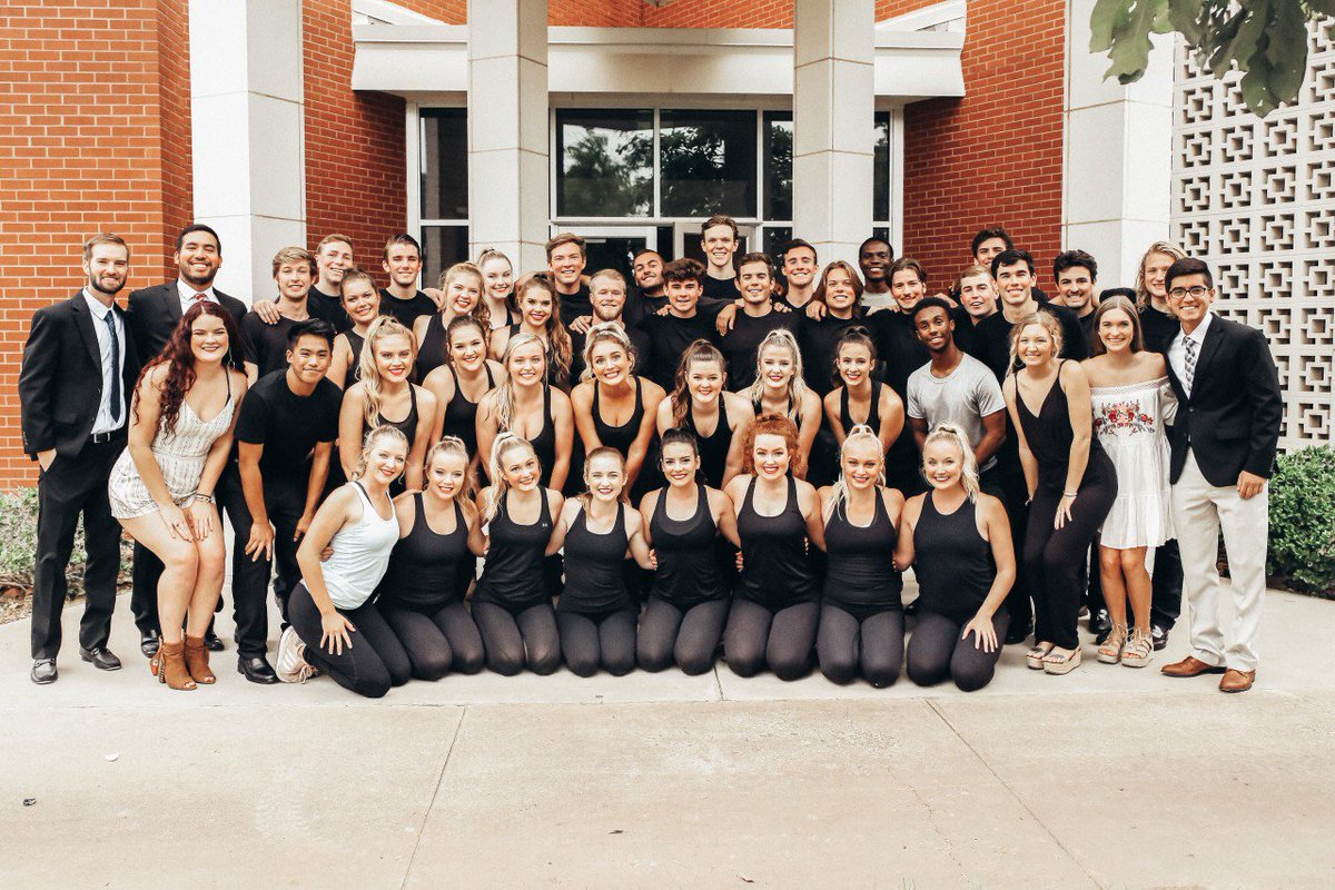 OU_AXO's tweet image. our U-Sing girls are headed to Holmberg!!!! we can’t wait to watch them shine on stage 🤩