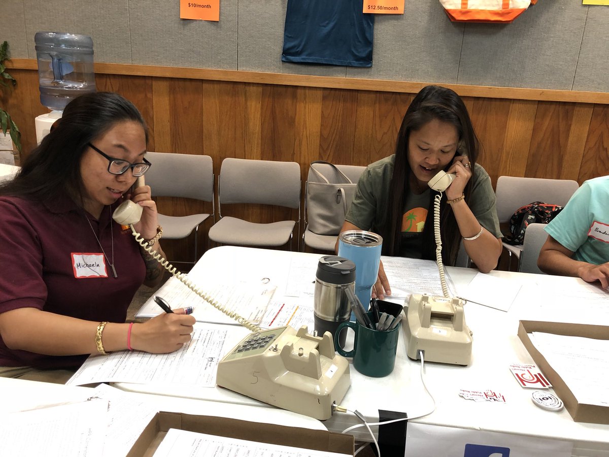 reusehawaii's tweet photo. Mahalo everyone! We appreciate your continued support! There’s still time to #supportHPR! Call 808.944.8800 NOW! #WeAreHPR https://t.co/vEmOHGxFKc