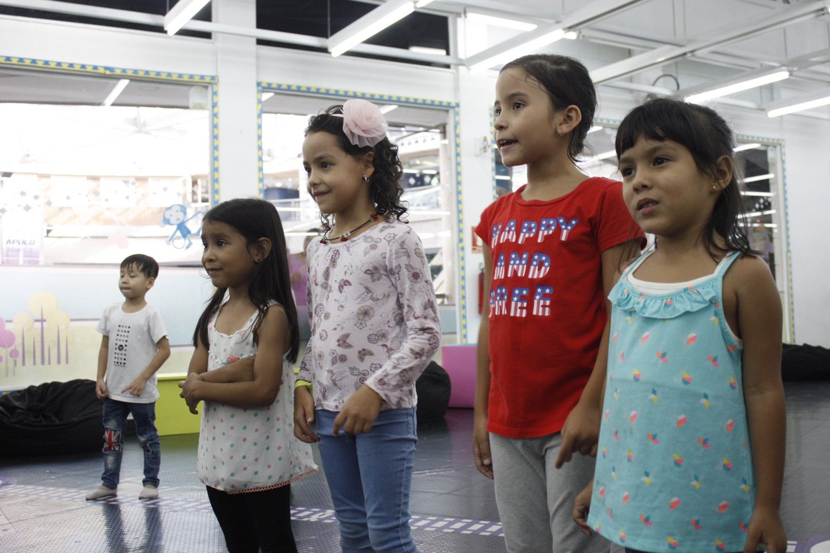 magiajumps's tweet photo. #FelizMartes "Si hemos de alcanzar la verdadera paz en el mundo, tendremos que empezar con los niños" #MahatmaGandhi
.
.
#2Octu #MagiaJumps #parques #demasiadofino #NoViolencia #DiaInternacionalDeLaNoViolencia #paz #Gandhi #niños #bebé #frases #pensamientos #mundo #diversion https://t.co/I52IUm4Oyx