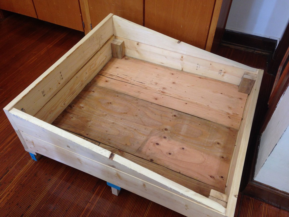 MarcellusAgEd's tweet photo. @MarcellusAgEd is making progress on building an experimental cold frame for winter harvests and over wintered crops.  It is only October and @MarcellusAgEd is Inspired to make an Impact. https://t.co/coshkRrZGz