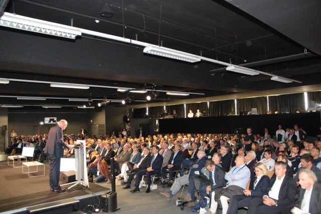 DSkiables's tweet image. Le Congrès #DSF18 s’achève !
2 jours
10 tables rondes
20 champions
80 ans
100 intervenants
101 exposants 
1.100 participants 
Rendez-vous l’année prochaine 😉