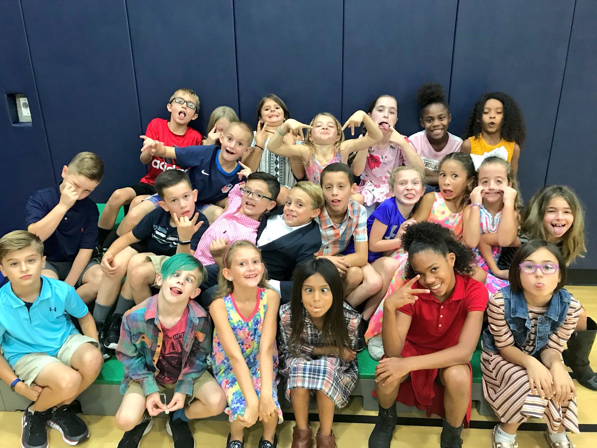 Lauren Leary tweet media