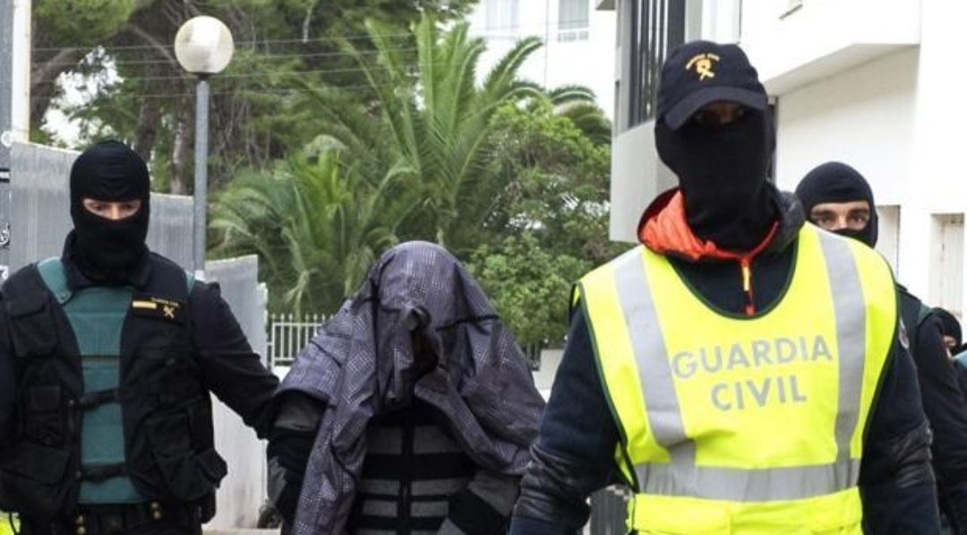 CtrlSecES's tweet image. Desmantelado un grupo de 25 personas que captaba presos para Daesh en 17 cárceles españolas sevilla.abc.es/espana/abci-de… vía @abcdesevilla