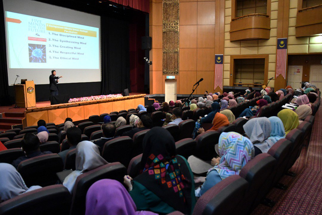 Jab Perdana Menteri On Twitter Sekitar Penganjuran Kursus Pemantapan Diri Dan Keutuhan Peribadi Siri 3 2018 Bring The Good Vibes Oleh Jpm
