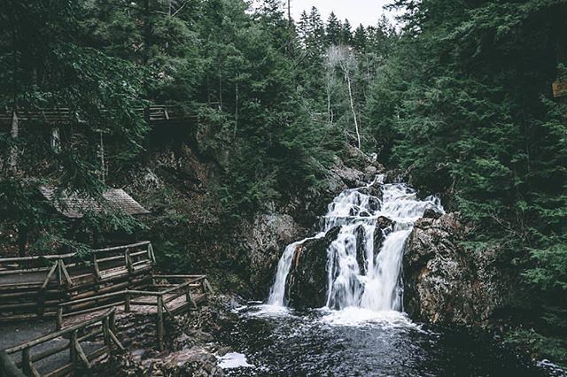 halifaxnoise's tweet image. from @brodytheginger — One of my favorite places I've ever visited, Victoria Park in Truro, Nova Scotia. Especially since we don't have any real waterfalls on the island, this place is a joy to wander around.
-
-
-
-
-
#canoncanada #artistfound #artistfo… ift.tt/2xV5lR8