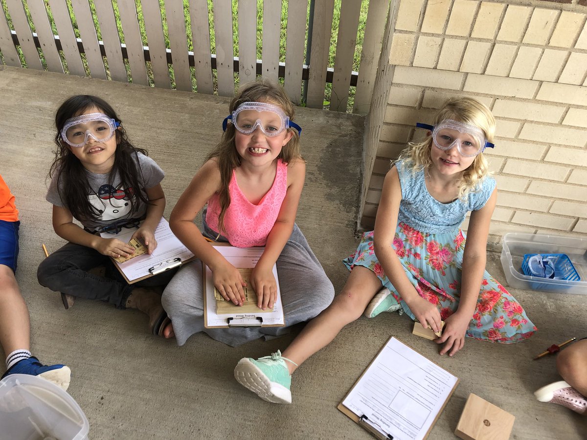 McCarthy_Crew2's tweet photo. Observing changes by sanding! Wearing our safety goggles too!! Science is fun!! #bsecubs #risdlearns https://t.co/td2g4QC1pW