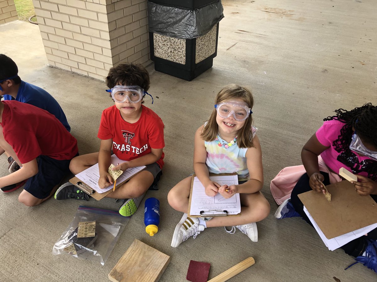 McCarthy_Crew2's tweet photo. Observing changes by sanding! Wearing our safety goggles too!! Science is fun!! #bsecubs #risdlearns https://t.co/td2g4QC1pW