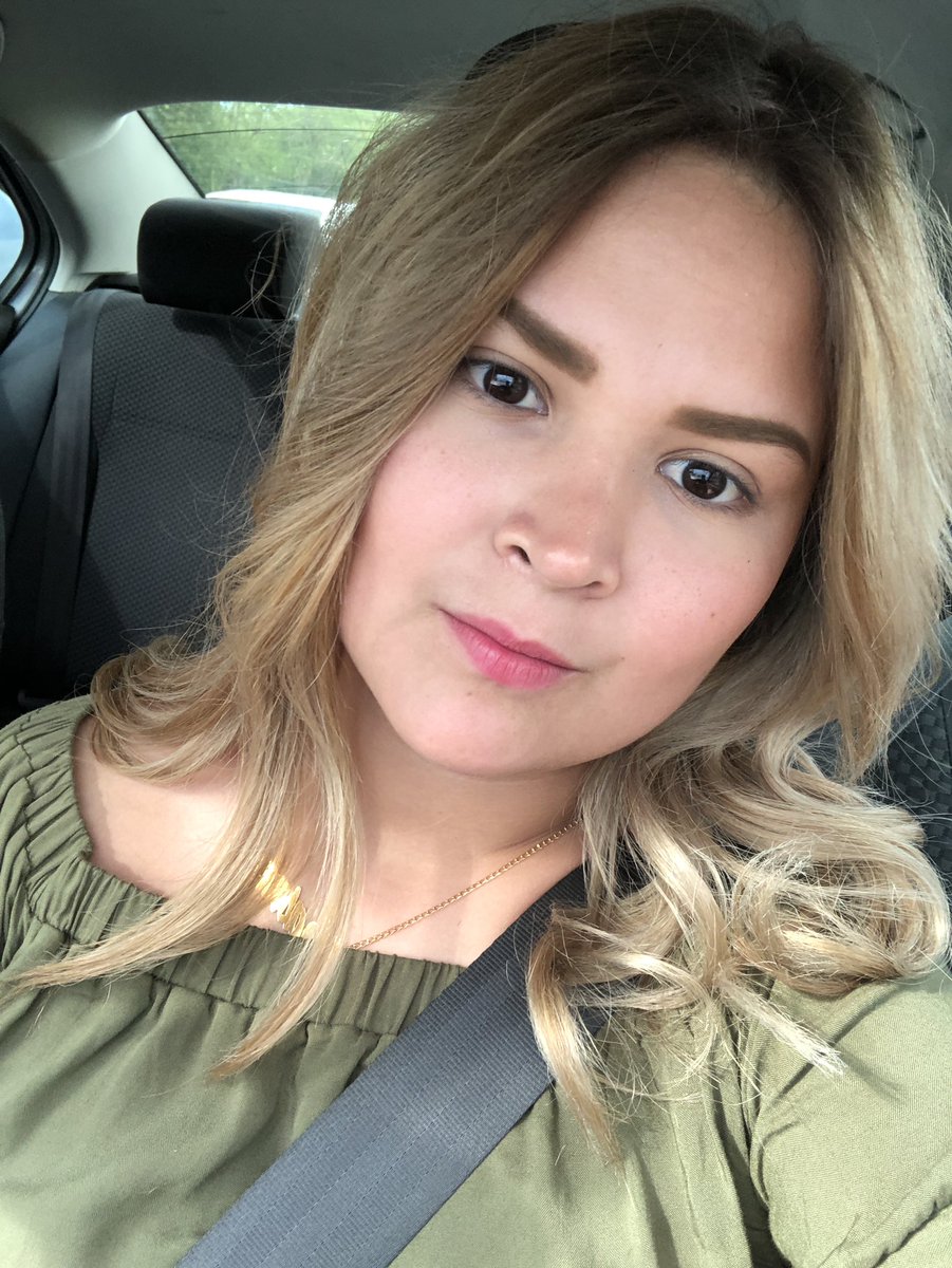 arasiria's tweet photo. La nueva yo https://t.co/Vfx8aS6gE8