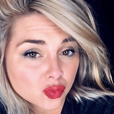 racyrae15's tweet photo. #NewProfilePic https://t.co/nGbV6Z7Clc