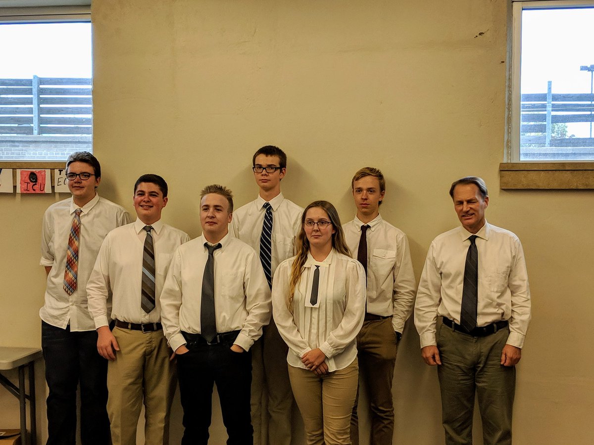 WiscoRobotics's tweet image. There&apos;s a glitch in the matrix.

#FIRST #FIRSTLAUNCH2019 #ROVERRUCKUS #firstinspires #FIRSTweets #OMGRobots