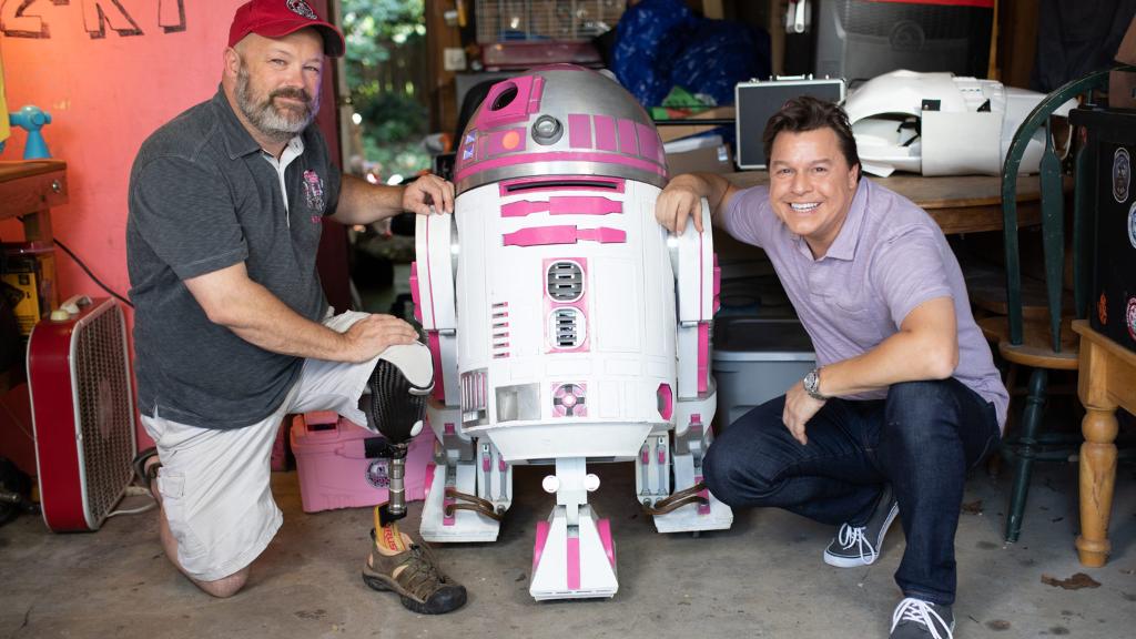 starwars's tweet photo. Learn the amazing story of @501stLegion founder Albin Johnson in the first episode of #OurStarWarsStories. https://t.co/OJIUxbPhsi https://t.co/aAkEYikdVi