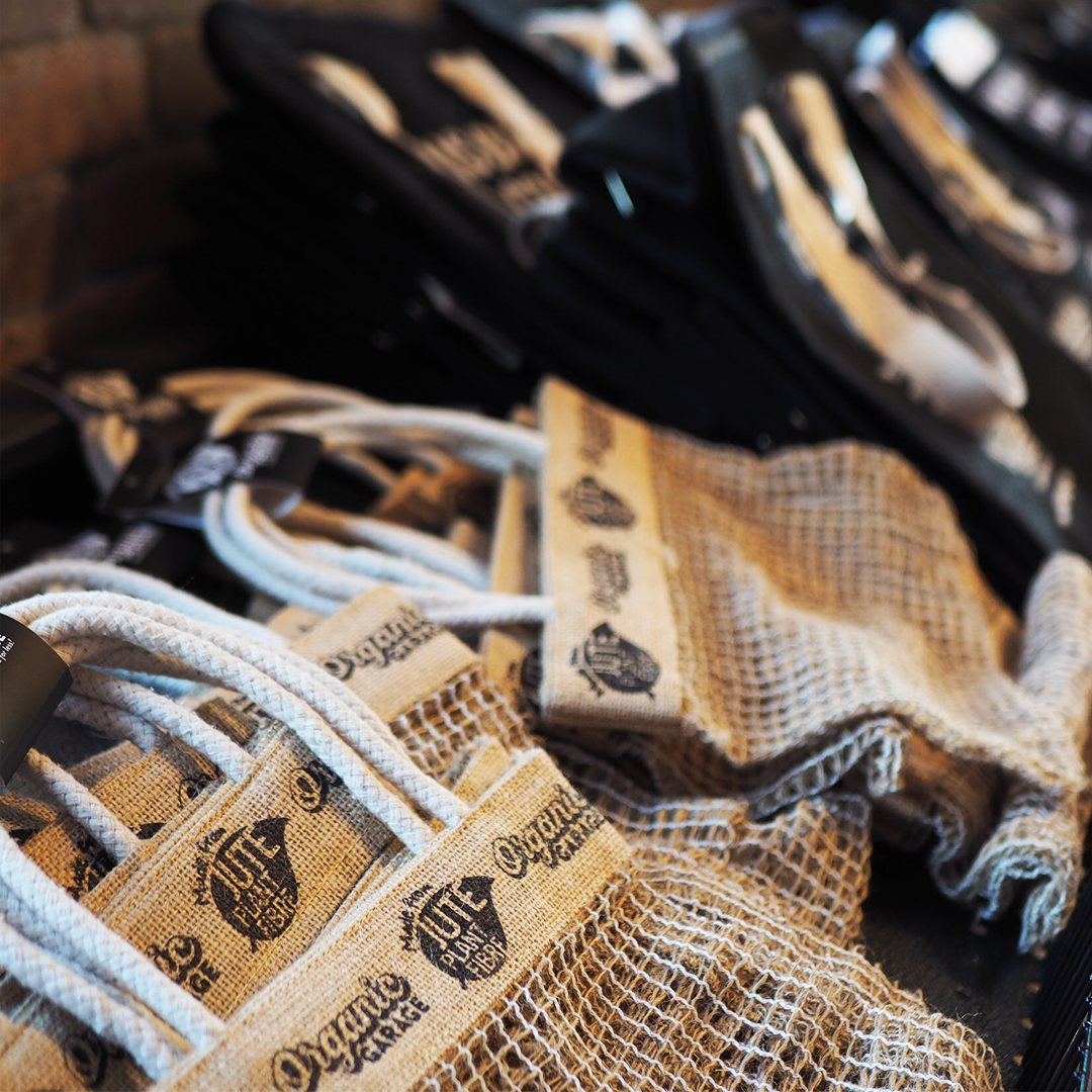 organicgarage's tweet photo. Say hello to our new reusable bags made from Jute plant fibre! Perfect for your produce, so you can skip the plastic. #ZeroWaste #HelloImNew https://t.co/d2C6XWbhuA