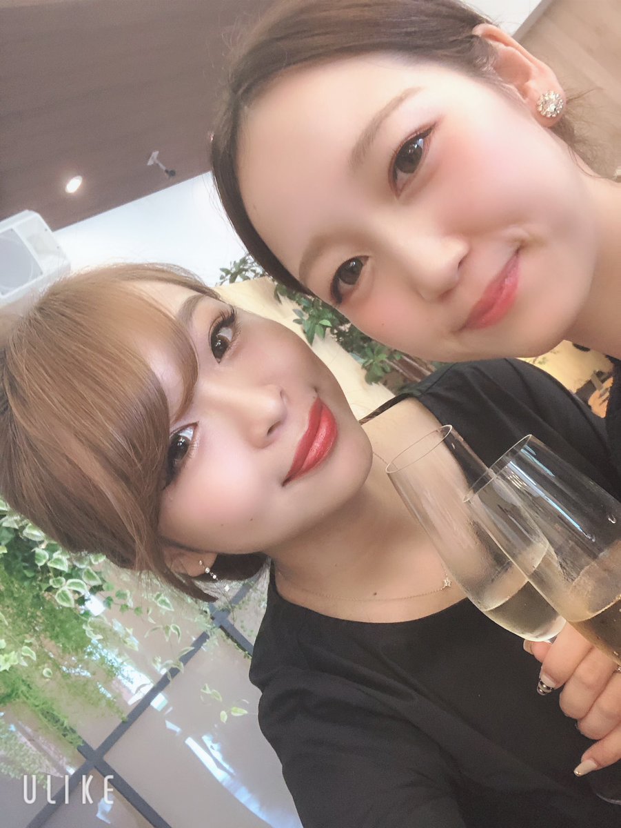 miduki_ex's tweet photo. 寝れないから久々に😂😂😂この前の石橋さんの結婚式ほんとうに素敵だった😭❤️❤️お二人とも幸せそうで、こっちまですごく幸せな気持ちになりました😭😭素敵な式に呼んでいただいて、ありがとうございました😭💓💓💓私も25歳までに結婚させてください神様🙇‍♀️🙇‍♀️🙇‍♀️笑 https://t.co/HQ2V50Bk3J