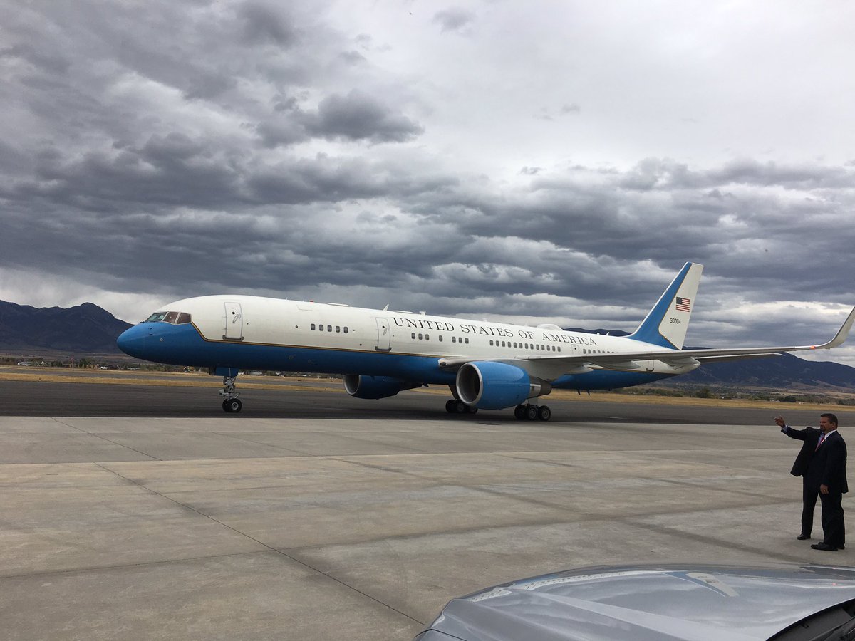 SgtPatrick127's tweet image. Been a little busy today.  Thank you to @Trooper_TJ for finding me new friends and blowing up my twitter all day.
#hooked
#vpvisit
@MTHwyPatrol