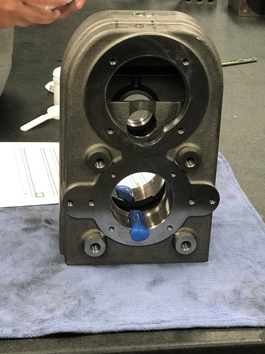 JohnMProos's tweet photo. A big thank you to @KinexusGroup for organizing #MFGWeek2018 to show students the well paying careers available in SW MI. Today, I joined students from @BHS_Bucks on the shop floor at @VickersEng in New Troy for a first hand look at some of the products made in MI. #SWMIComeback https://t.co/ww4Dda4X3c