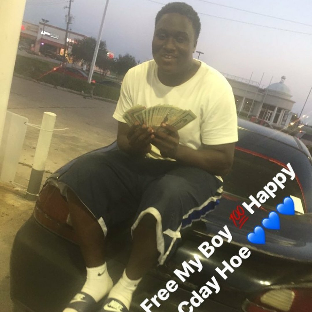bankboyken's tweet photo. Free #K-Blacc ♿ https://t.co/FJ19aYULoT