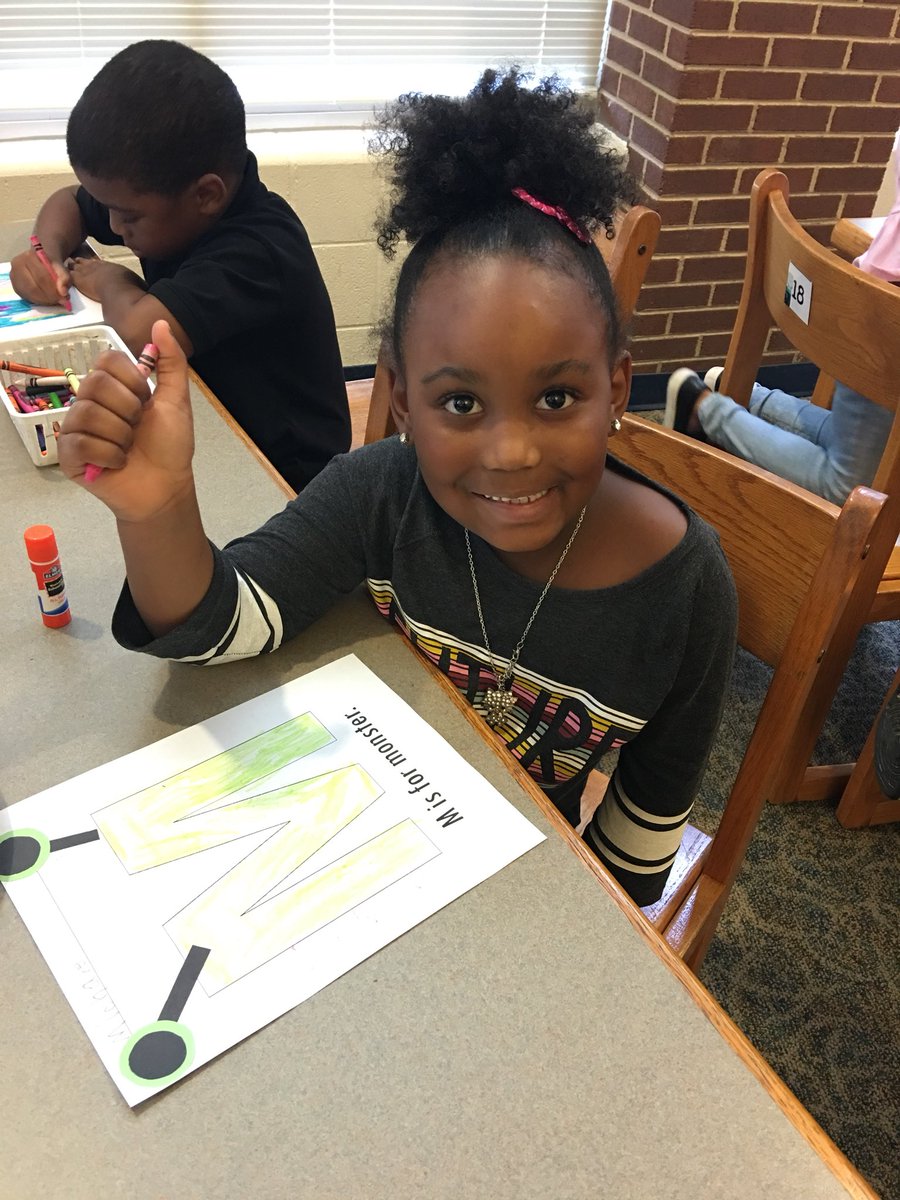 greenjjw1800's tweet photo. Monsters are always a good adventure!! The kindergarteners loved hearing “I Need My Monster” by Patricia Noll. They loved making their own monster!First time using glue too...that in itself was an adventure!!! #readingtakesyoueverywhere #libraryadventures2018 https://t.co/Su7uZyX1dr