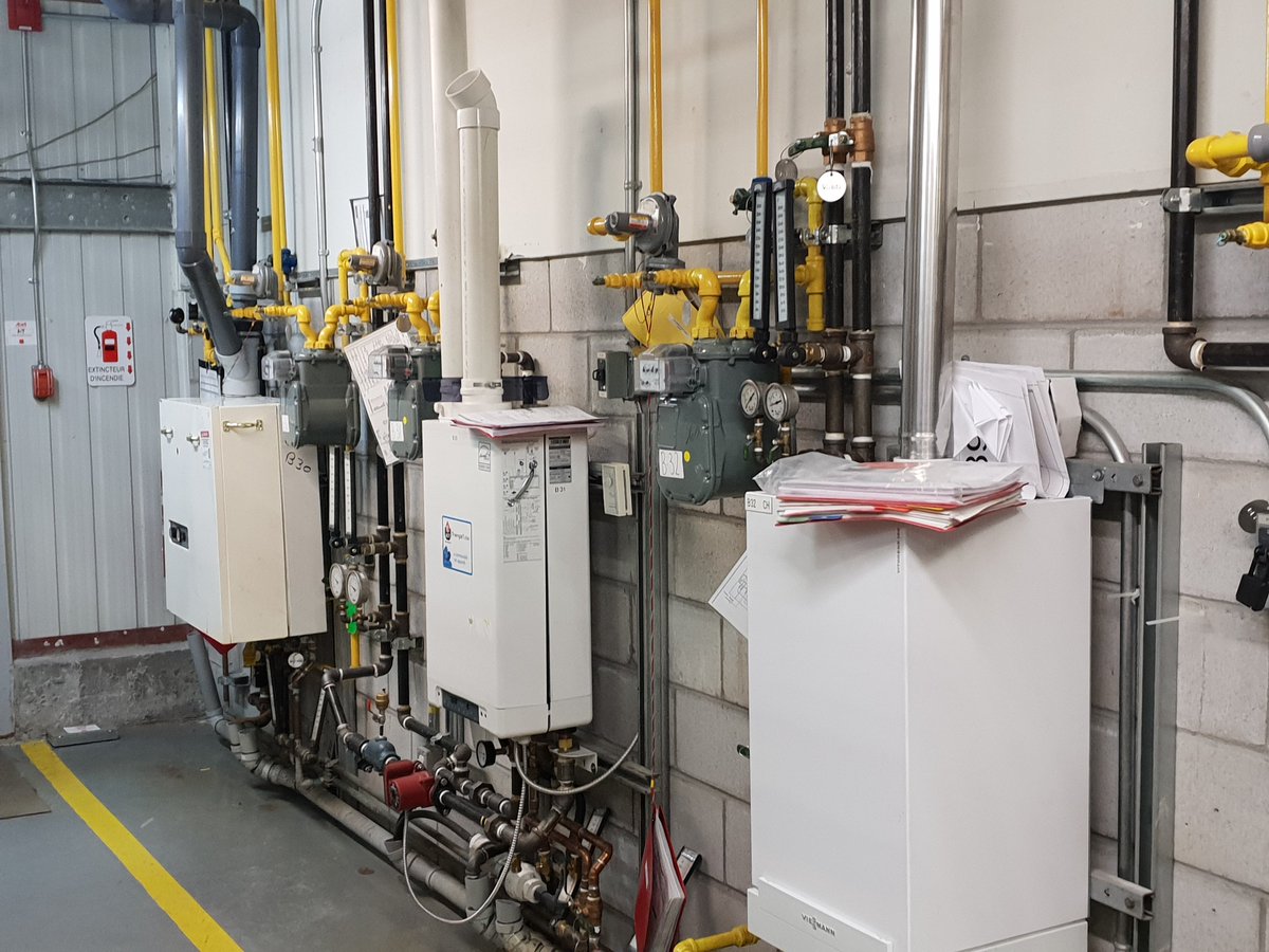 davoust_b's tweet photo. Visite ce matin de l'école de technologie gazière. Centre de formation interne et externe d'Energir.
250 appareils au gaz opérationnels pour s’entraîner !
#learnexGRDF
@EnergyFormation @pauline_vitte @Grdf https://t.co/tERcwhfNWt