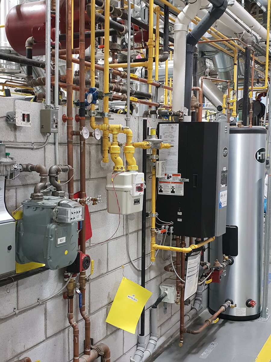 davoust_b's tweet photo. Visite ce matin de l'école de technologie gazière. Centre de formation interne et externe d'Energir.
250 appareils au gaz opérationnels pour s’entraîner !
#learnexGRDF
@EnergyFormation @pauline_vitte @Grdf https://t.co/tERcwhfNWt