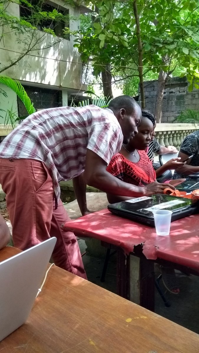nicolas_chavent's tweet photo. #Ayiti #haiti #ActionOsmHaiti2018 today pixels of @IFHpap workshop in #SaintMarc: #mapping on satellite imagery coordinating with tasking manager, preparing teams for @osmandapp @osmtracker @mapillary surveys, editing field-made #data, building simple #dataviz with @qgis #map4ht https://t.co/zIGnqH7DD1