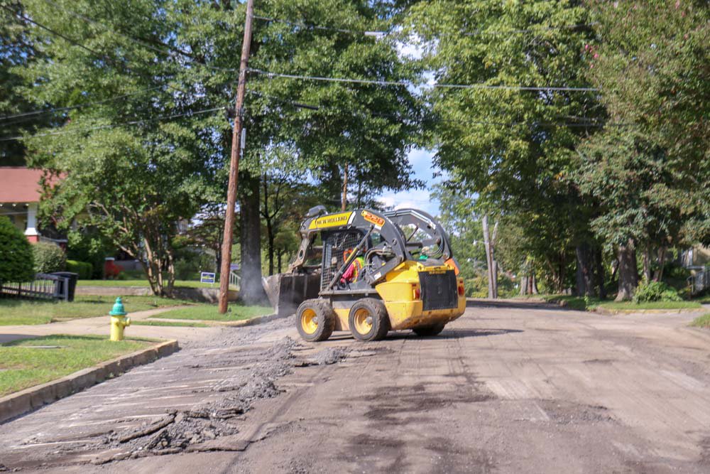 CityofGadsden's tweet photo. Be careful to avoid construction traffic, when possible, on South 5th Street as it is currently being repaved as part of the Engineering Department's annual resurfacing program.  https://t.co/cDDn3MJnVl https://t.co/Y5H5yo5uSF