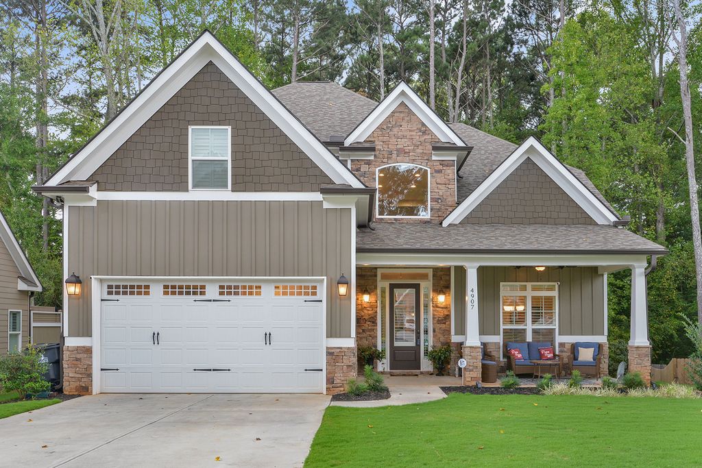 Tony82849433's tweet photo. GA 30101
4 beds 3 baths 2,843 sqft
 FOR SALE
$384,900

MESSAGE ME FOR MORE INFORMATION
#atlantaengineers #ATLHometownHuddle #atlantarealestate #atlantahomes #atlantafalcons #atlantalawerys #atlantaattorneys #atlantateachers #atlantahomesearch #buyhomes #buyatlanta https://t.co/9T2IFoDLx0