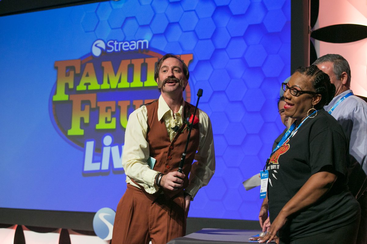 acnusaespanol's tweet photo. What was your favorite moment from Connect 2018? Check out Currents to relive the best of Connect! #StreamTheTeam https://t.co/XqxCq3UOXA https://t.co/niqtoJvhKT