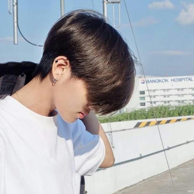 Lun ☈ | หิวครับ tweet media