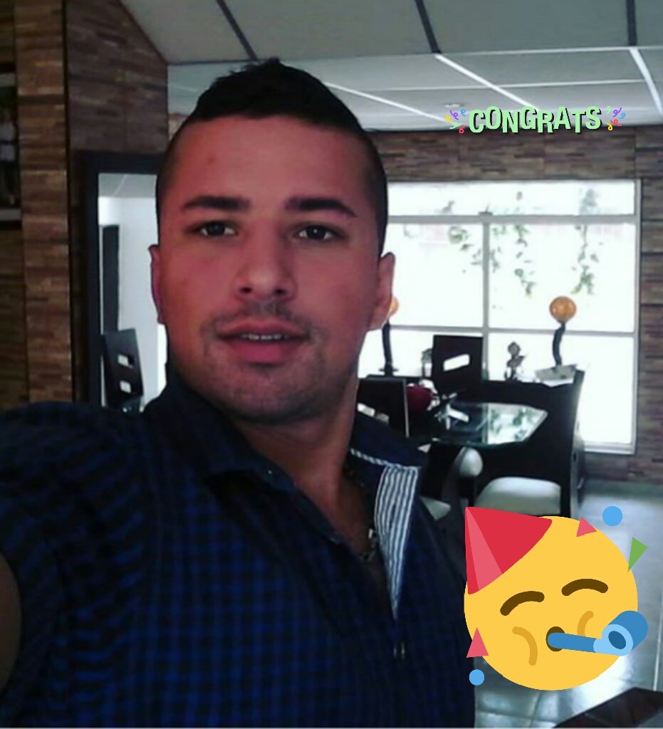 moni140203's tweet photo. @AcaEntreNosCol Para felicitar a mi primo Hermoso Joe Echeverry Rivera que cumple años mañana. Saludos desde Villamaria Caldas @MisterMarin1111 @Santosalexandra @DraCarmenL @Leo_Cocinero @Canal1Colombia https://t.co/jOaL0pY6gt