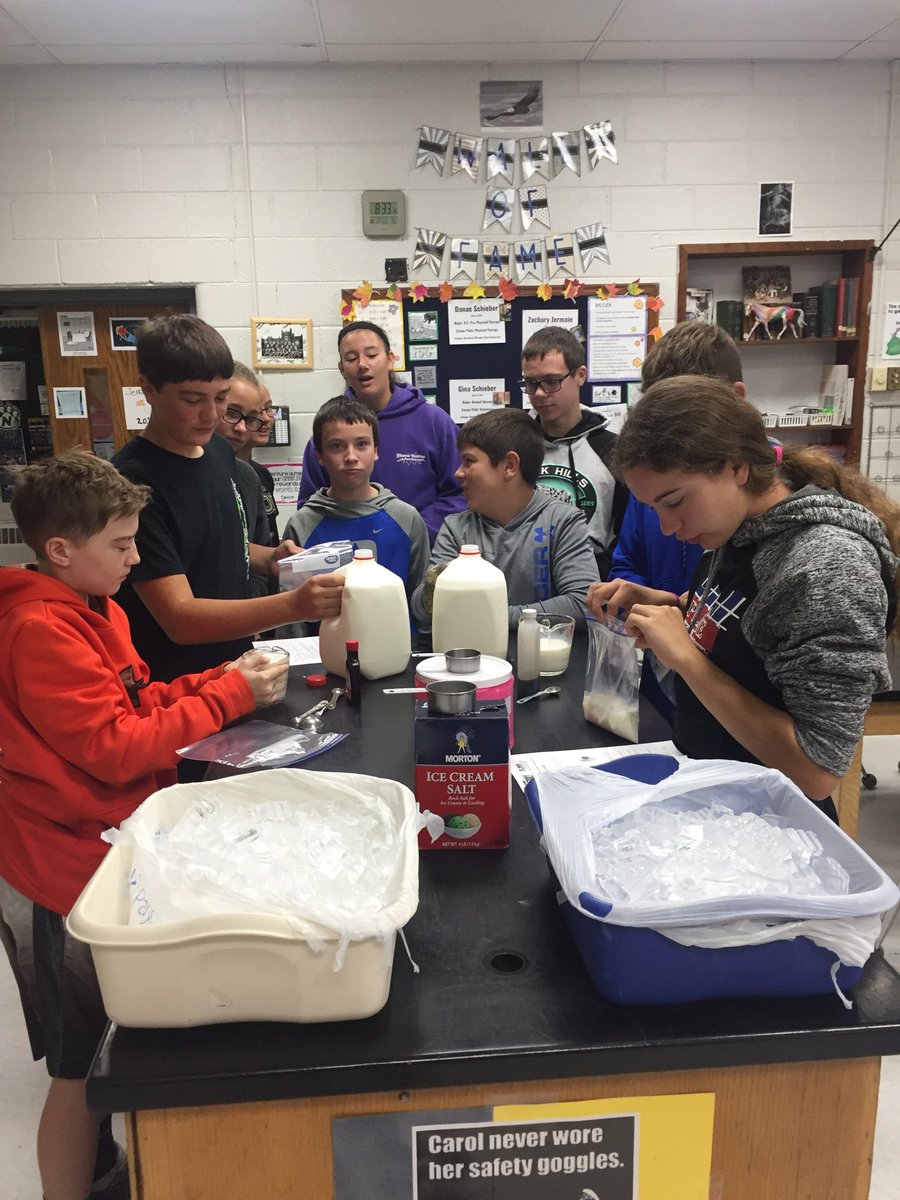 KaraHauber's tweet photo. Lets lower the freezing point of water by making ICE CREAM! ⁦@JC123Eagles⁩ https://t.co/0asXl43GC0