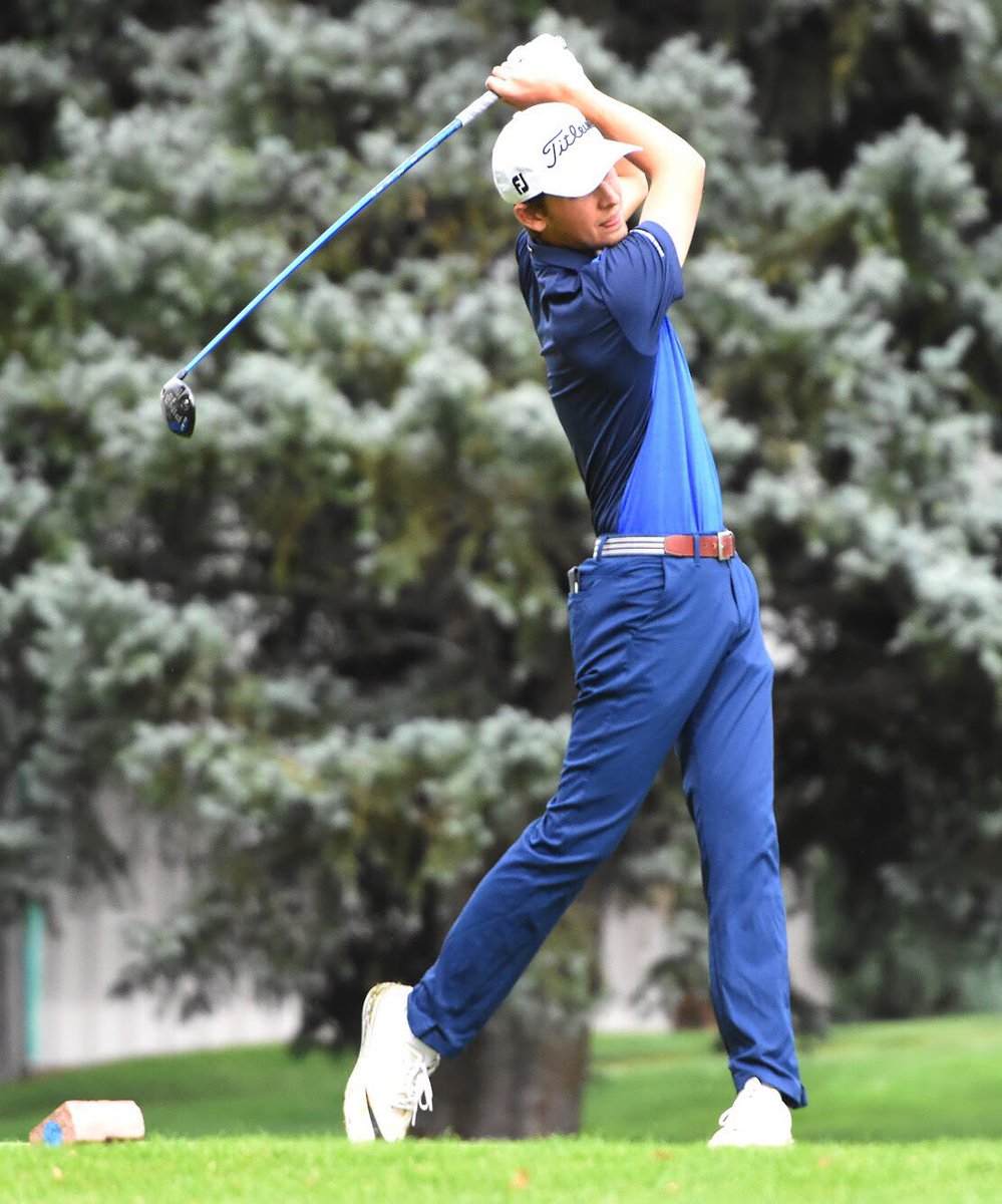BradCochi's tweet photo. Peak to Peak junior Davis Long, the 2017 state champ, shot an even-par 70 at Boulder Country Club today to finish 3-over for the tournament and place third at the Class 3A state championships. #copreps @p2pstuco https://t.co/3cnfHYIR3K