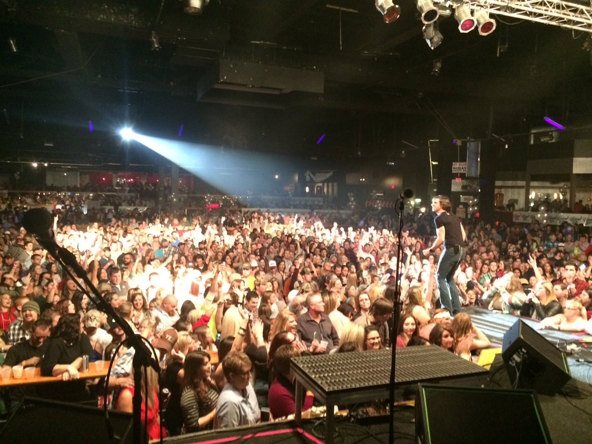 thefrstofficial's tweet photo. Atlanta #throwback #onehellofashow #atl #atlanta #hotlanta #wildbills https://t.co/Dzir20zKTh