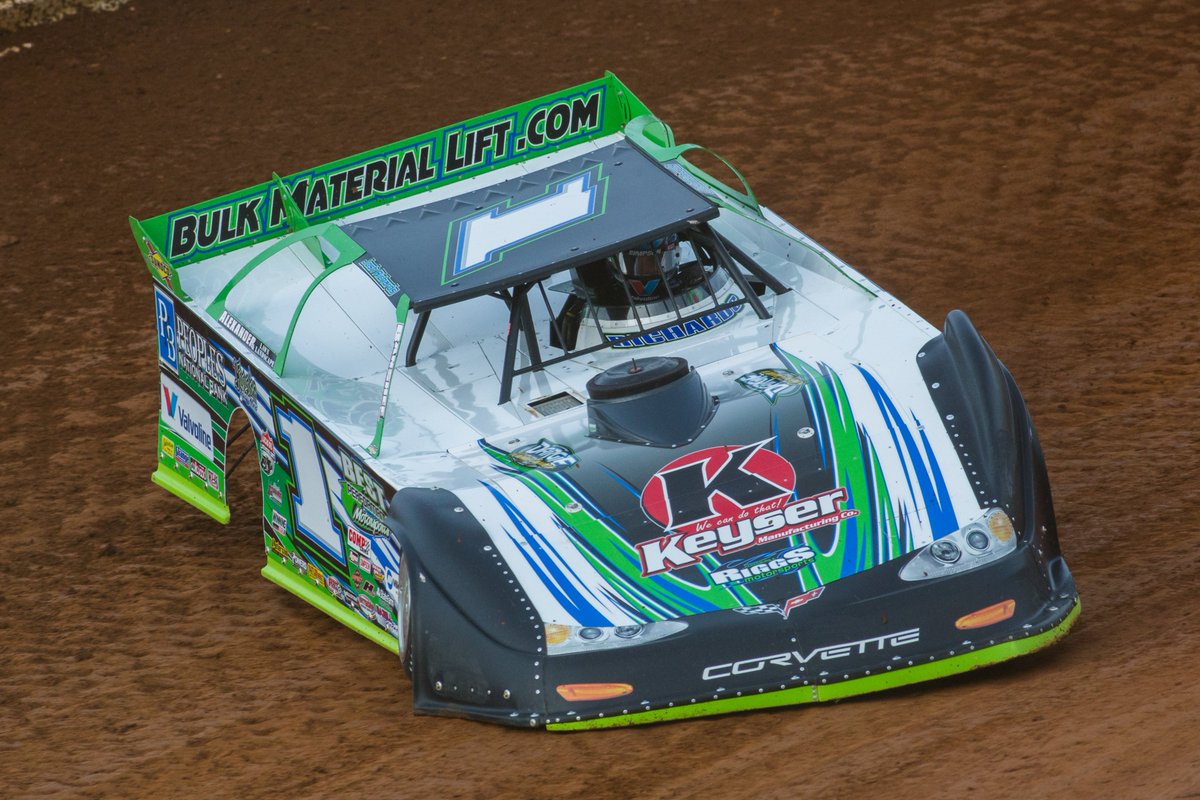 WalkerFilters tweet media