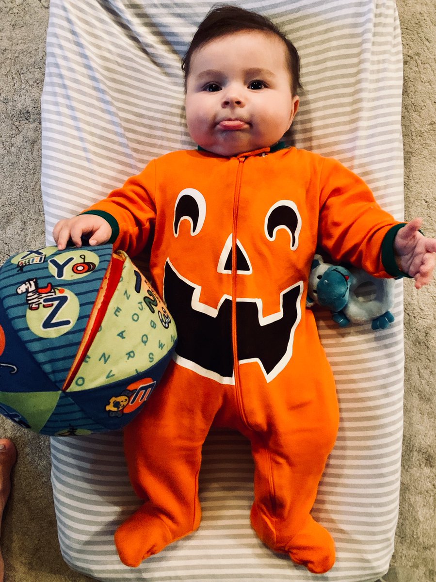 chrissy_cam's tweet photo. C’monnnnn, how cute is my lil pumpkin nephew?!

Thank you @KatrinaFoster_  for sending this. https://t.co/0pffXyqfWa