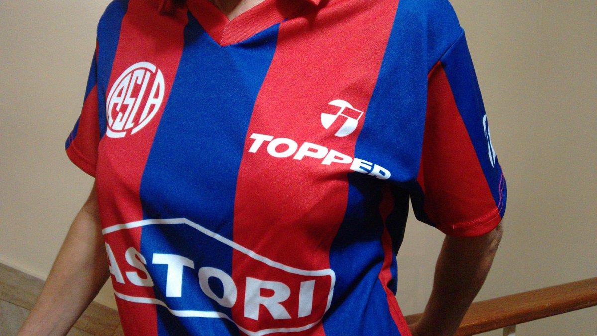 [MÍRALA QUÉ LINDA VIENE]

Modelo #CASLA #Topper91:
✓ Talles S M y L, unisex
✓ $600 + taza de regalo
✓ Puntos de entrega en Flores y Recoleta
✓ Envíos a todo el país
✓ Varios medios de pago

💙❤️💙