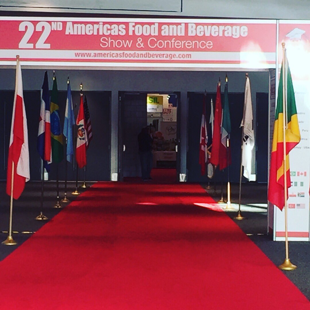 YaMamaGemmer's tweet photo. The end of a great trade show in Miami. South African companies represented SA very well👌🏾 https://t.co/7Sl7FqYiRR