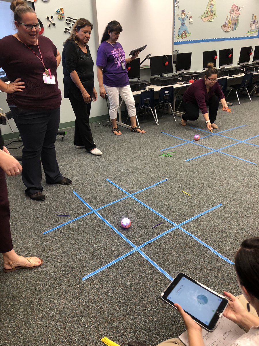 LTavarezECISD's tweet photo. Such a great time with Lamar Teachers today kicking off our #LamarECCSpheroHero October Challenge! Absolutely love sharing ideas with teachers & seeing how much better theirs are than mine...looking forward to this month & what they come up with! @SpheroEdu #techtimewithtavarez https://t.co/CLOYQYbW6d