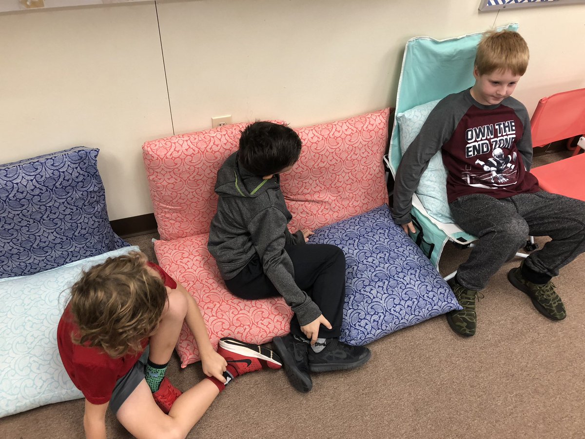 ESC_Region15's tweet photo. Grade two students learn about their classmates’ talents #MES @MiddleburyES https://t.co/pdSsz5qjcj