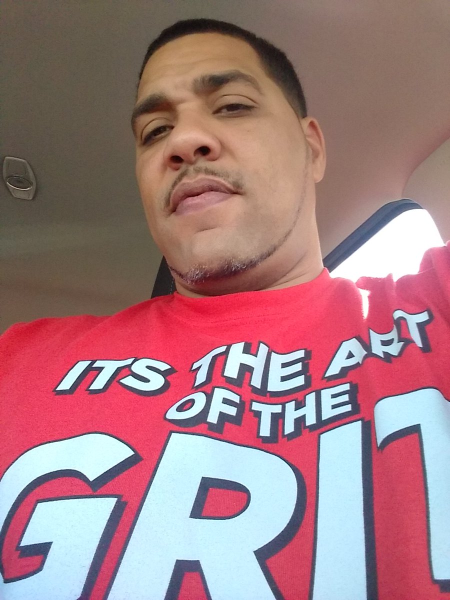 SOUTHEASTBEAST2's tweet photo. #SOUTHEASTBEAST #Grillagrit #streetvscommercial #BentleyGang #Bentlyrecords #ItalianMTV #HOT97NY #Italy #Germany #SUGOMUSICGROUP #Bentleyrecordsred #Brooklyn #Independenceks #Tulsa #Live #Texas #hot97NY #sodrewski #Drewski #NYC #LA #1Artist #1Regional #Rapper https://t.co/M7gSVFVtZy