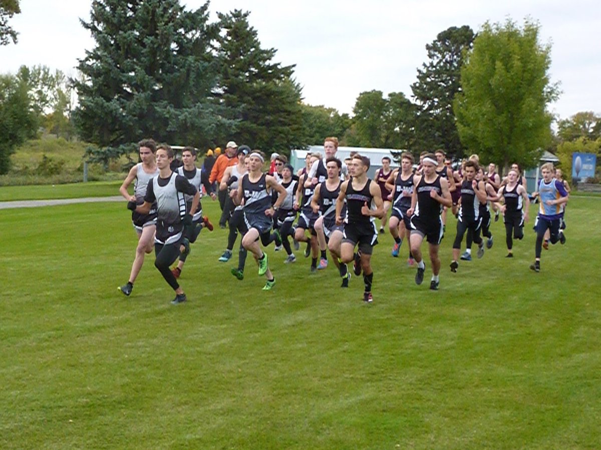 LarryLasch's tweet photo. #BWXC at Hawley yesterday.  Boys team 1st place.  Zach H - 1st place, Hunter G.- 2nd, Anthony C. -4th,  Corbin C. - 9th. #wahpetonhuskies #Breckenridgecowboys https://t.co/usEiofhY8x