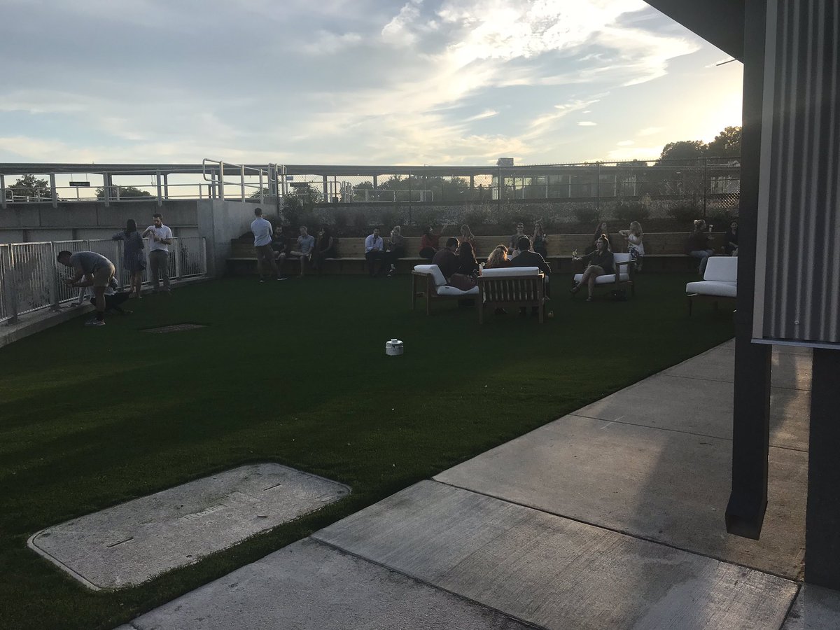 rmg_reg's tweet photo. Welcome #JunctionWest to the #WarehouseDistrict of #DowntownRaleigh! 🎉 Thanks @OfflineRDU for the #sneakpeek via #offlinepremium 🥂 https://t.co/wu7iufzmYo