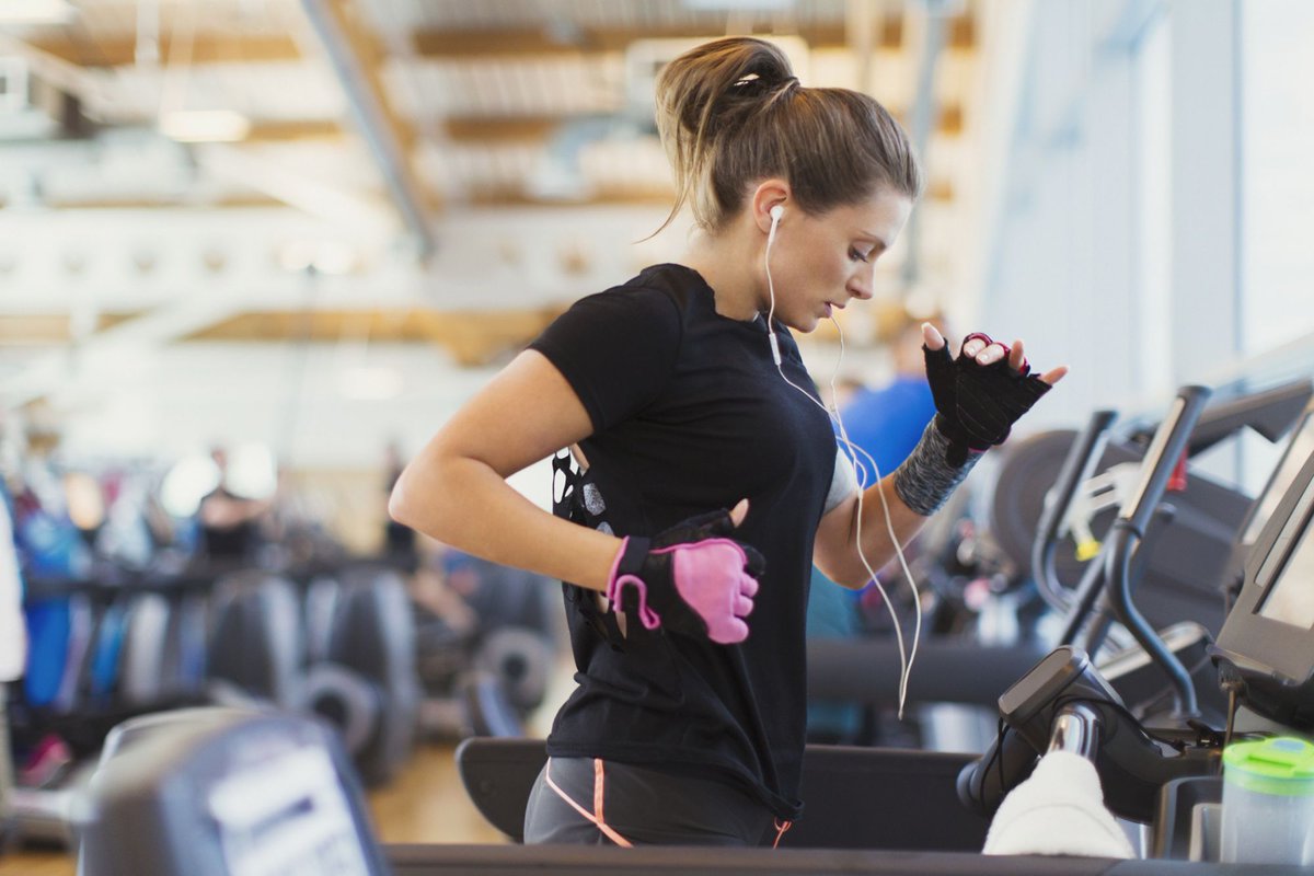 eWomenEdmonton's tweet photo. 4 Scientific Reasons Exercising Is an Entrepreneur's Biggest Competitive Advantage: https://t.co/Kgow4jR34J  #entrepreneur #exercise https://t.co/lpVa2QTd2S