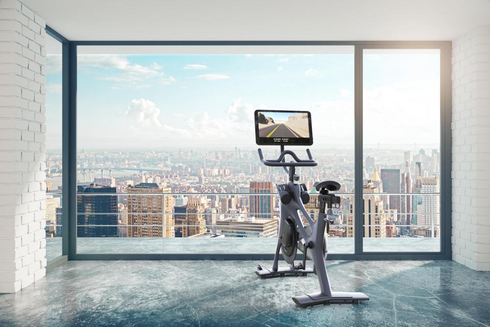 ForbesLife's tweet image. SoulCycle and Peloton designer @EricVillency has designed a revolutionary new fitness bike. See it here first: on.forbes.com/6018DNAXn @VillencyDesign