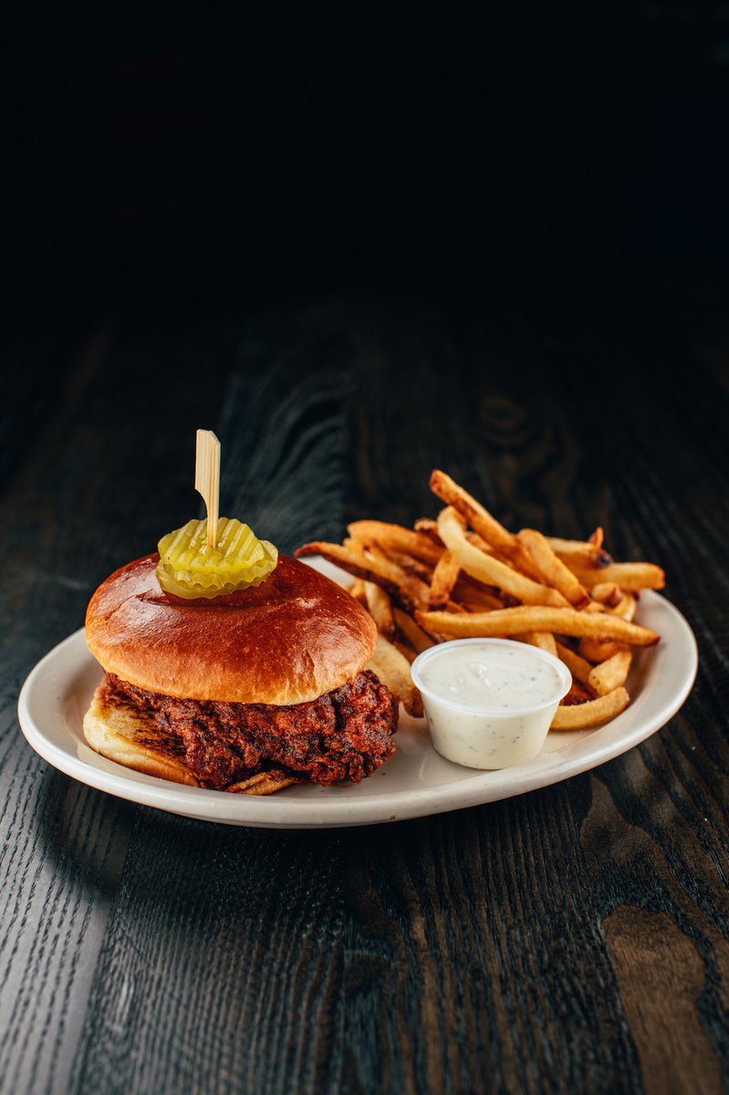 DuckworthsMoore's tweet photo. The time has come... NASHVILLE HOT CHICKEN SANDWICH NOW AVAILABLE AT ALL LOCATIONS!!!!🚨🔥🚨🔥🚨🔥 our twist on a classic Tennessee tradition... Come try it out tonight!!!🔥🍽 https://t.co/iYJ5RFIbkY