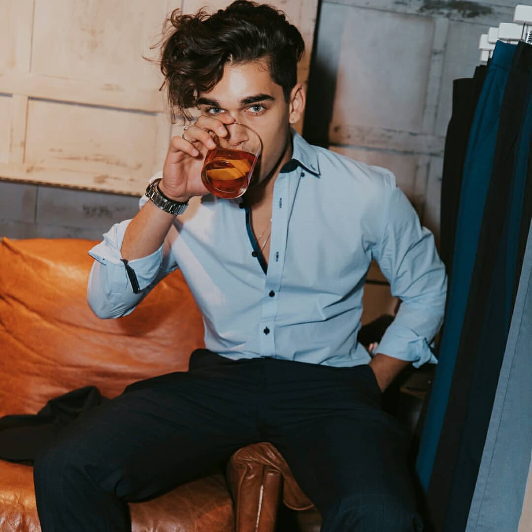 Josh Heuston is looking sharp at our Dude's Dinner at Riley St Garage.