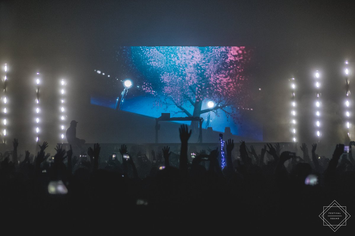 ourdanica's tweet photo. being able to take these photos was a dream come true and it wouldn’t have been possible without @Festival_Squad ✨

I hope you all enjoy these photos! — Taken at @virtual_self Utopia Live System at NOS Events Center for Festival Squad https://t.co/rlgD9m3fjN