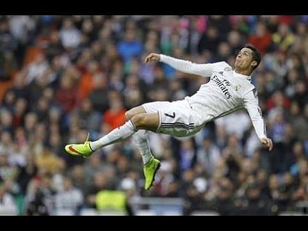 Louis_YT94's tweet photo. Rondaldo Best Goal at Real Madrid

Jangan Lupa Like Share &amp; Subscribe 
Untuk Update Video Terbaru.

Link YouTube:
https://t.co/ZwaDVN1zAj

#ronaldo #ronaldo7 #ronaldo_sudah_bosan_angkat_piala #ronaldoeffect #ronaldo_9 #ronaldo_lockscreen #ronaldoallajuve
#cr7 #cr7juve #cr7drive https://t.co/uHFFDIS2gw